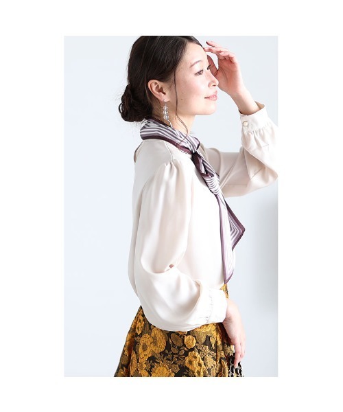 Sawa a la mode(サワアラモード)の「ボウタイリボンブラウス(シャツ/ブラウス・レディース・ホワイト/ベージュ・FREE)」の15枚目の写真