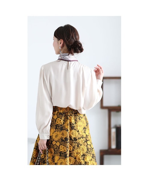 Sawa a la mode(サワアラモード)の「ボウタイリボンブラウス(シャツ/ブラウス・レディース・ホワイト/ベージュ・FREE)」の17枚目の写真
