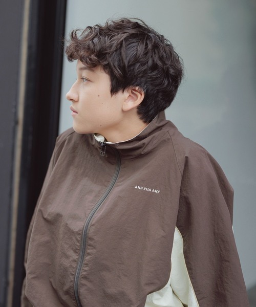 GLOBAL WORK(グローバルワーク)の「撥水切り替えブルゾン/AND YUA ANY/100686(ブルゾン・キッズ・ブラウン/ブラック・150cm/160cm)」の17枚目の写真