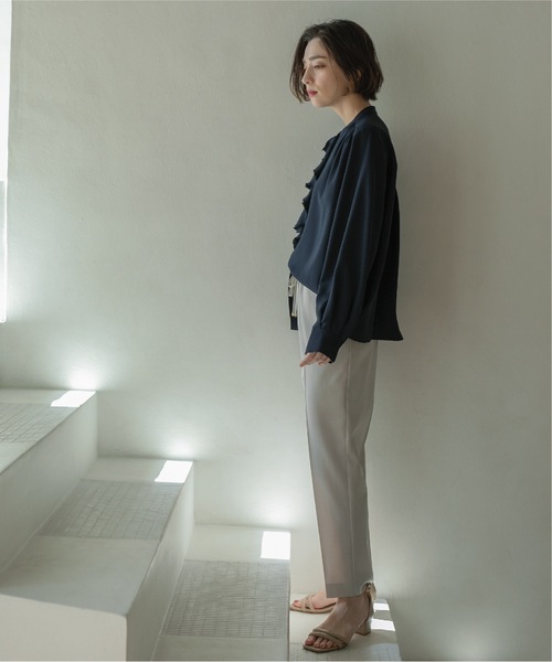 OPAQUE.CLIP（オペークドットクリップ）の「◆≪SS-LLsize≫ 美脚ツイルテーパードパンツ【洗濯機洗い可】（その他パンツ・レディース・ベージュ/ライトグレー/グリーン/ブラック・34/36/38/40/42）」の9枚目の写真