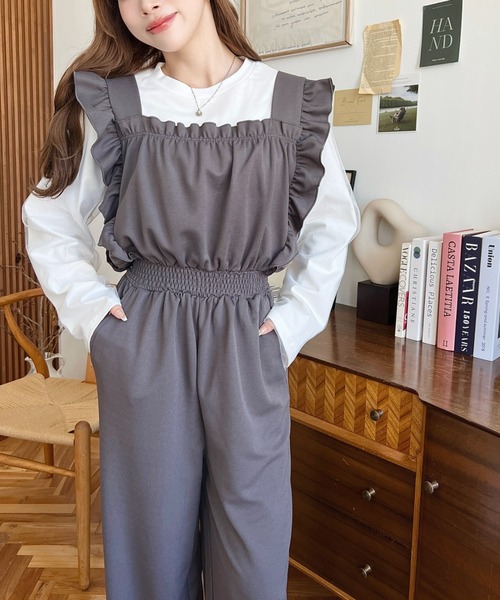 moment+（モーメントプラス）の「カットジョーゼットフリルノースリーブワイドオールインワン（つなぎ/オールインワン・レディース・グレイッシュベージュ/ブラック/チャコールグレー・M/L）」の15枚目の写真