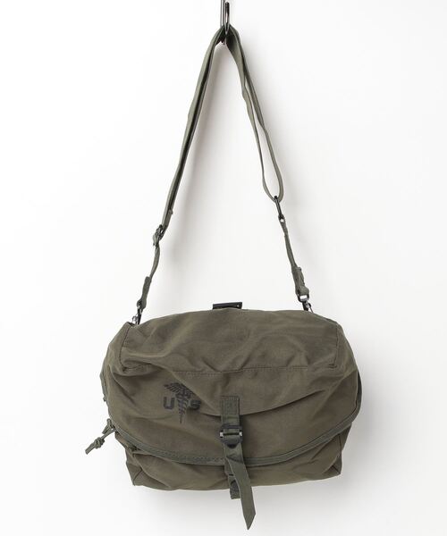 ONE DAY KMC (ワンデイケーエムシー)の「MIL-TEC / MEDICAL LIT BAG NEW / MLTC1372(ショルダーバッグ・メンズ・カーキ/ブラック・X-LARGE/XX-LARGE)」の11枚目の写真