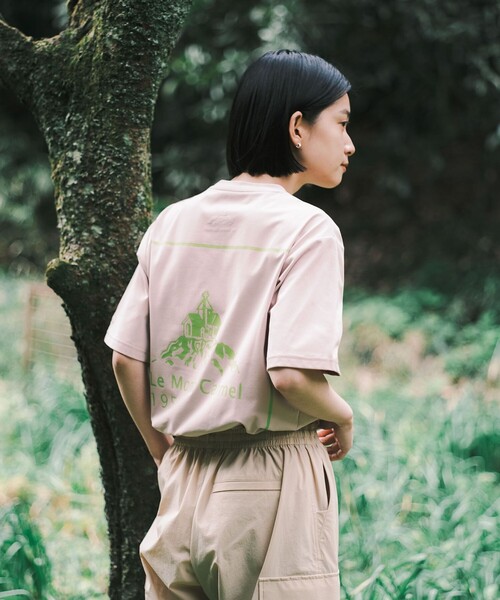 SHARE PARK（シェアパーク）の「【UVカット・吸水速乾・ストレッチ・軽量 】バックプリントポケットTシャツ（S・Mサイズ）（Tシャツ/カットソー・レディース・ホワイト系/サックスブルー系/ピンク系/黄緑系/グレー系/ブラック系・SMALL/MEDIUM）」の6枚目の写真