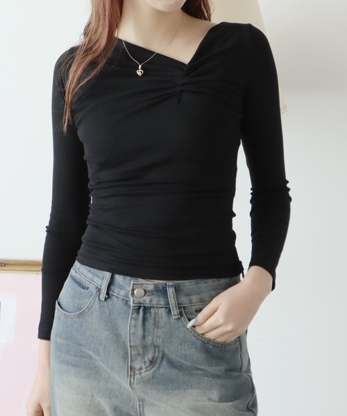 ROOPTOKYO(ループトウキョウ)の「アシンメトリーVネックトップス(Tシャツ/カットソー・レディース・ホワイト/ブラック・S/M)」の9枚目の写真