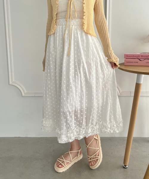 Loueme(ルエム)の「コットンレースフラワー刺繍フリルスカート(スカート・レディース・ホワイト・FREE)」の3枚目の写真