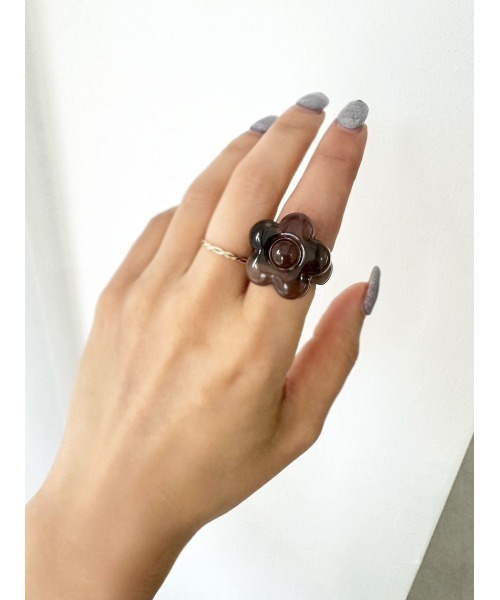 LILY BROWN（リリーブラウン）の「【LILY BROWN×MARY QUANT】デイジークリアリング（リング・レディース・クリア/ブラック/ライトブルー/グリーン・FREE）」の2枚目の写真