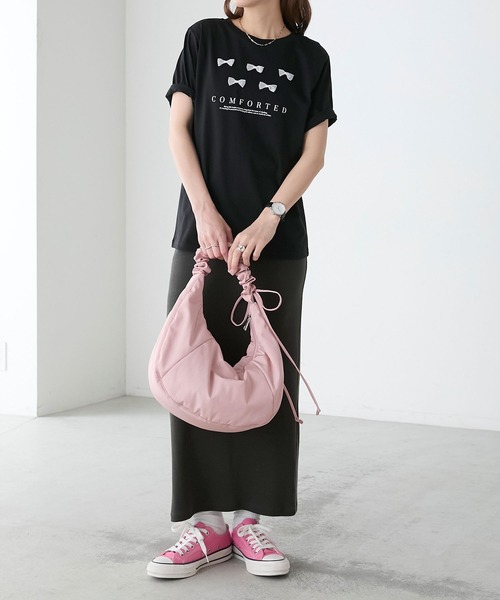 BONLECILL（ボンルシール）の「リボンモチーフロゴTEE（Tシャツ/カットソー・レディース・オフホワイト/ブラック・FREE）」の15枚目の写真