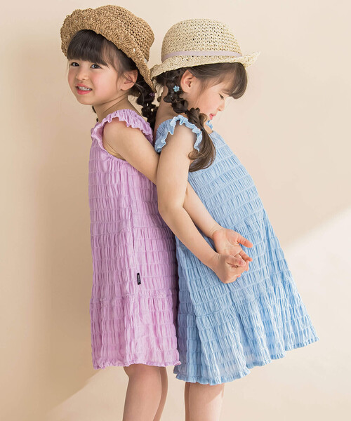 Noeil aime BeBe(ノイユエイムベベ)の「シャーリングドビーティアードワンピース(90~130cm)(ワンピース・キッズ・パープル/ブルー・90cm/110cm/100cm/120cm/130cm)」の4枚目の写真