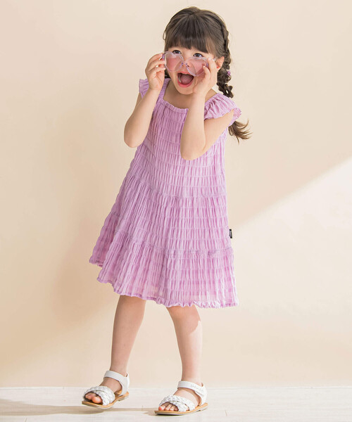 Noeil aime BeBe(ノイユエイムベベ)の「シャーリングドビーティアードワンピース(90~130cm)(ワンピース・キッズ・パープル/ブルー・90cm/110cm/100cm/120cm/130cm)」の6枚目の写真