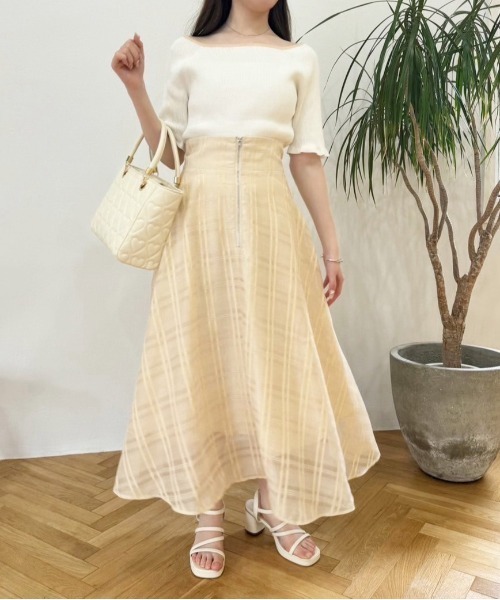 one after another NICE CLAUP（ワンアフターアナザーナイスクラップ）の「サイズ調整可/ジップフレアスカート/WEB限定アイテム（スカート・レディース・ブラック/グレイッシュベージュ/ベージュ系その他・SMALL/MEDIUM/LARGE）」の13枚目の写真