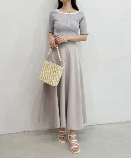 one after another NICE CLAUP（ワンアフターアナザーナイスクラップ）の「サイズ調整可/ジップフレアスカート/WEB限定アイテム（スカート・レディース・ブラック/グレイッシュベージュ/ベージュ系その他・SMALL/MEDIUM/LARGE）」の19枚目の写真