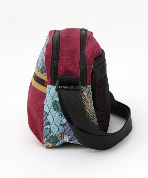 チチカカ（チチカカ）の「セパレートショルダーバッグ（ショルダーバッグ・レディース・ブラック/ボルドー/アイボリー・FREE）」の11枚目の写真