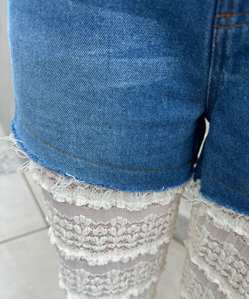 CIAOPANIC（チャオパニック）の「レースドッキングデニムフレアパンツ（その他パンツ・レディース・インディゴブルー・MEDIUM/SMALL/X-SMALL）」の20枚目の写真