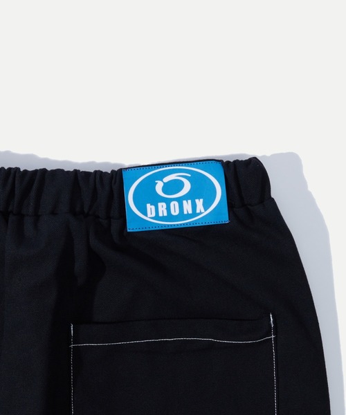 WHO'S WHO gallery（フーズフーギャラリー）の「【KOOKY'N/クーキー】BRONXダブルニーワイドハーフパンツ（その他パンツ・レディース・インディゴブルー/ブラック/ブラック系その他/カーキ・FREE）」の8枚目の写真