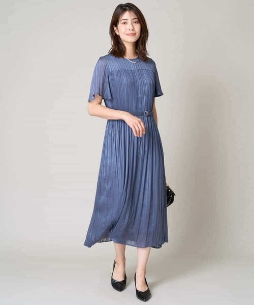 a.v.v(アーヴェヴェ)の「【洗える】ランダムプリーツワンピース(ワンピース・レディース・ブルー/ネイビー・36/34/40/38/42)」の3枚目の写真