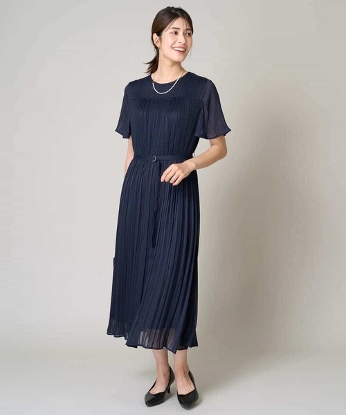 a.v.v(アーヴェヴェ)の「【洗える】ランダムプリーツワンピース(ワンピース・レディース・ブルー/ネイビー・36/34/40/38/42)」の11枚目の写真