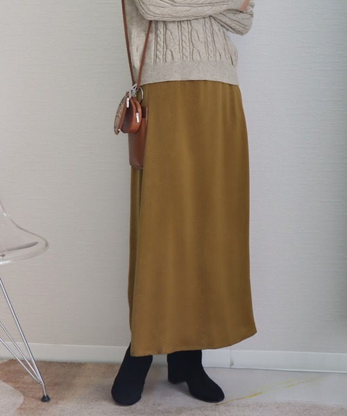 libelle more（リベル モア）の「ワッシャーサテン　Aラインフレアスカート（スカート・レディース・ブラック/オリーブ/ブルー/キナリ・M/L）」の4枚目の写真
