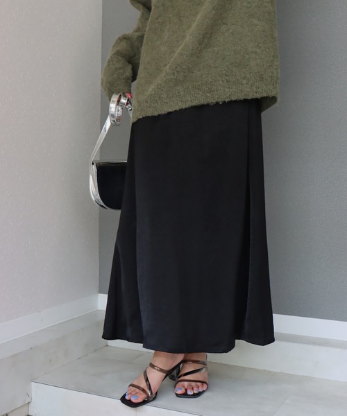 libelle more（リベル モア）の「ワッシャーサテン　Aラインフレアスカート（スカート・レディース・ブラック/オリーブ/ブルー/キナリ・M/L）」の3枚目の写真