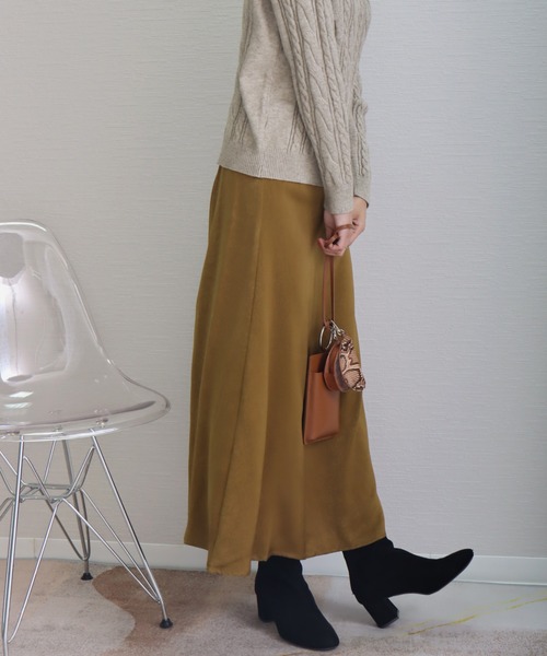 libelle more（リベル モア）の「ワッシャーサテン　Aラインフレアスカート（スカート・レディース・ブラック/オリーブ/ブルー/キナリ・M/L）」の22枚目の写真