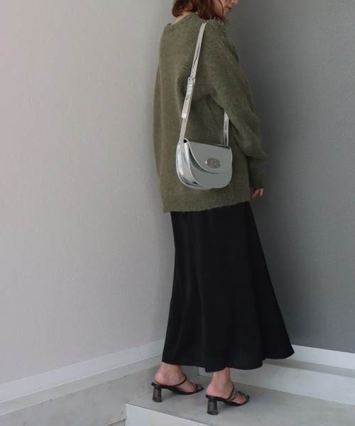 libelle more（リベル モア）の「ワッシャーサテン　Aラインフレアスカート（スカート・レディース・ブラック/オリーブ/ブルー/キナリ・M/L）」の14枚目の写真