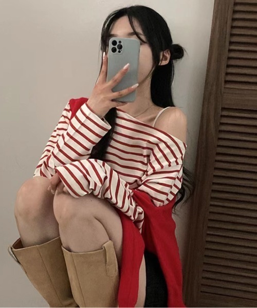 ECLIN（エクラン）の「オフショル長袖ボーダートップス（Tシャツ/カットソー・レディース・ブラック/レッド・M/L/XL）」の9枚目の写真