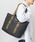 Fender�i�t�F���_�[�j�́uCORDURA�|���G�X�e�� �g�[�g�o�b�O �傫�� ���m�O�����X�g���b�v�i�g�[�g�o�b�O�j�v�b�u���b�N