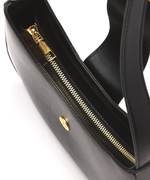 EDIT COLOGNE（エディットコロン）の「ワンハンドルカーブショルダーバッグ（ショルダーバッグ・レディース・ホワイト/ブラック・ﾌﾘ-）」の11枚目の写真