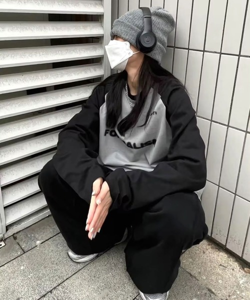 BARELY BLUE(ベアリーブルー)の「【 BARELY BLUE / ベアリーブルー 】 BIG シルエット ストリート 長袖 Tシャツ(Tシャツ/カットソー・レディース・ブラック×グレー・X-LARGE/LARGE/MEDIUM)」の2枚目の写真