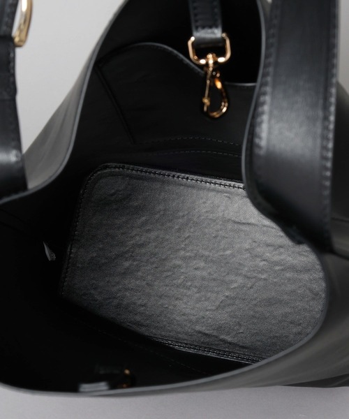 O0u(オーゼロユー)の「【アップルレザー】バスケットハンドルBAG 997298(ショルダーバッグ・レディース・ブラック・ONE SIZE)」の17枚目の写真