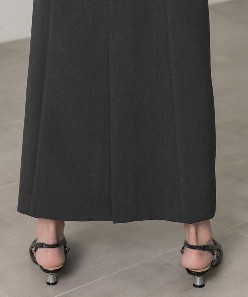 PUBLIC TOKYO（パブリックトウキョウ）の「ワイドラペルジレ