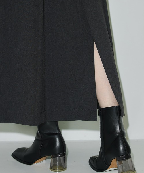 PUBLIC TOKYO(パブリックトウキョウ)の「【完売間近】ワイドラペルジレワンピ(ジャンパースカート・レディース・ダークグレー/モカ・2/1)」の16枚目の写真