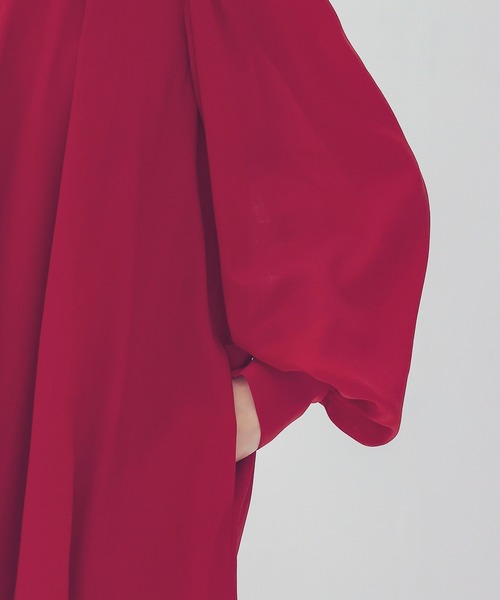 STUMBLY(スタンブリー)の「STUMBLY / Back Ribbon Dress(バックリボンワンピース)(ワンピース・レディース・レッド/グレー・36)」の9枚目の写真