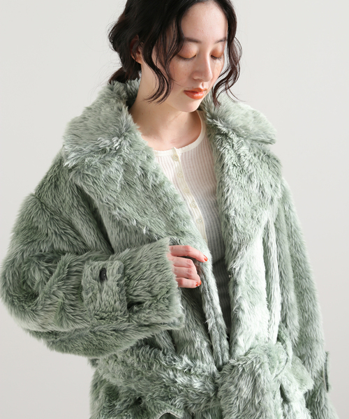JANE SMITH / JOHN SMITH（ジェーンスミスジョンスミス）の「【JANE SMITH/ジェーンスミス】POLYESTER COLOR FUR W BREASTE：コート（その他アウター・レディース・グリーン・38）」の3枚目の写真