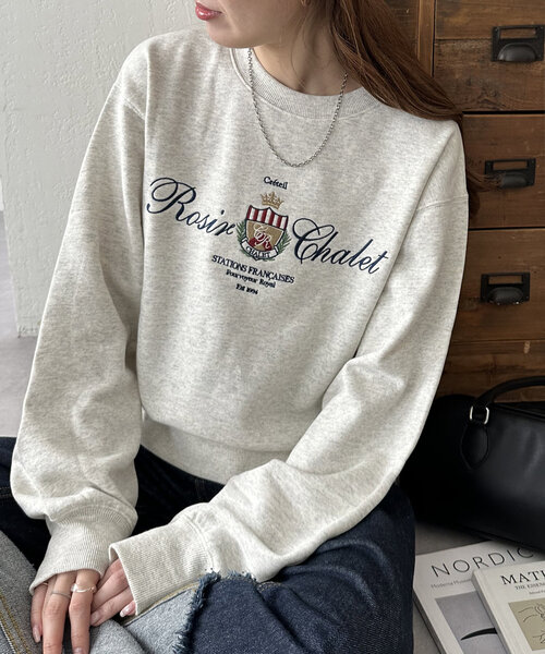 DISCOAT（ディスコート）の「【WEB限定】ロゴモチーフスウェット（Tシャツ/カットソー・レディース・ライトベージュ/ネイビー/チャコールグレー・MEDIUM）」の16枚目の写真