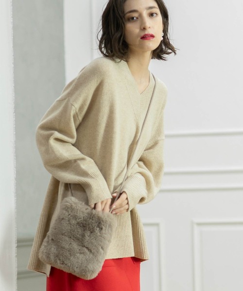 OPAQUE.CLIP(オペークドットクリップ)の「◆ミドルゲージVネックニット/FILIVIVI・フィルビビ【洗える】(ニット/セーター・レディース・ワインレッド/ライトベージュ/グレー/ブルー・36/38/40/42)」の2枚目の写真