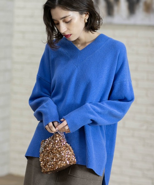 OPAQUE.CLIP(オペークドットクリップ)の「◆ミドルゲージVネックニット/FILIVIVI・フィルビビ【洗える】(ニット/セーター・レディース・ワインレッド/ライトベージュ/グレー/ブルー・36/38/40/42)」の3枚目の写真