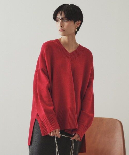 OPAQUE.CLIP(オペークドットクリップ)の「◆ミドルゲージVネックニット/FILIVIVI・フィルビビ【洗える】(ニット/セーター・レディース・ワインレッド/ライトベージュ/グレー/ブルー・36/38/40/42)」の14枚目の写真