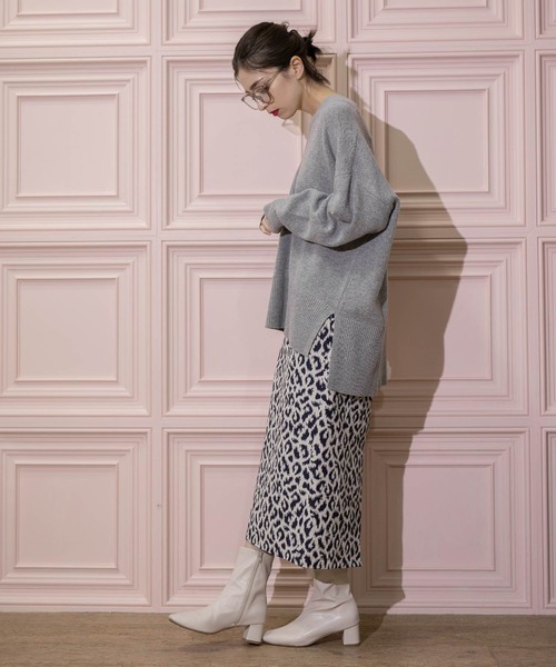 OPAQUE.CLIP(オペークドットクリップ)の「◆ミドルゲージVネックニット/FILIVIVI・フィルビビ【洗える】(ニット/セーター・レディース・ワインレッド/ライトベージュ/グレー/ブルー・36/38/40/42)」の19枚目の写真