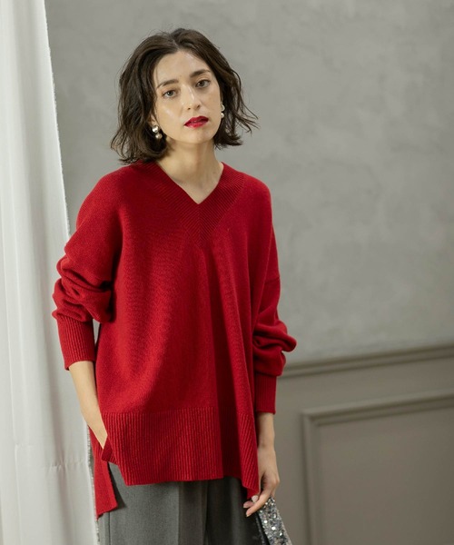 OPAQUE.CLIP(オペークドットクリップ)の「◆ミドルゲージVネックニット/FILIVIVI・フィルビビ【洗える】(ニット/セーター・レディース・ワインレッド/ライトベージュ/グレー/ブルー・36/38/40/42)」の5枚目の写真