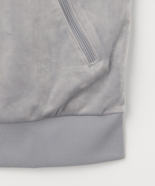 adidas（アディダス）の「adidas/アディダス ベロア トラックジャケット（ジャージ・メンズ・チャコールグレー/ネイビー/ベージュ・X-LARGE/LARGE/MEDIUM/SMALL）」の10枚目の写真