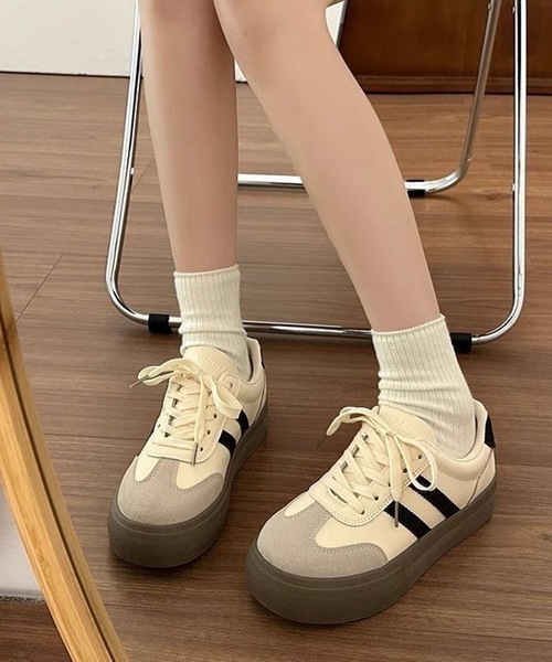 Teem Store（チームストア）の「厚底ラインジャーマンスニーカー（スニーカー・レディース・アイボリー・40/38/36）」の2枚目の写真