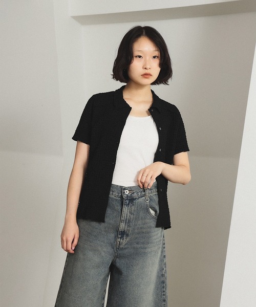 Ray BEAMS（レイビームス）の「シャーリング メロー シャツ（シャツ/ブラウス・レディース・ブラック/オフホワイト/ロイヤルブルー・ONE SIZE）」の14枚目の写真