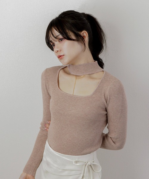 M DOLLY(エムドリー)の「choker knit tops/チョーカーニットトップス(ニット/セーター・レディース・ベージュ/アイボリー/ブラック/グレー・FREE)」の19枚目の写真