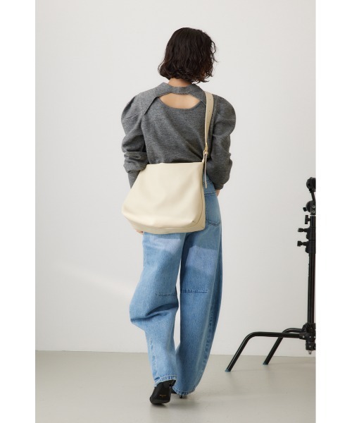 crie conforto（クリーコンフォルト）の「バックルスクエアショルダー　肩掛け / バッグ / 鞄（ショルダーバッグ・レディース・ブラック/アイボリー/グレイッシュベージュ・FREE）」の16枚目の写真