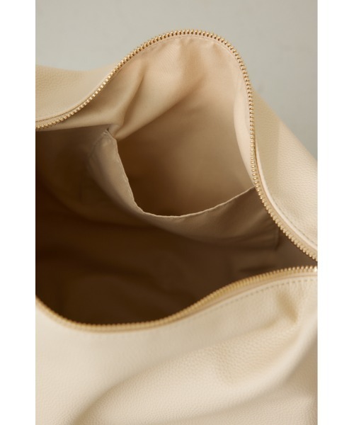 crie conforto（クリーコンフォルト）の「バックルスクエアショルダー　肩掛け / バッグ / 鞄（ショルダーバッグ・レディース・ブラック/アイボリー/グレイッシュベージュ・FREE）」の15枚目の写真