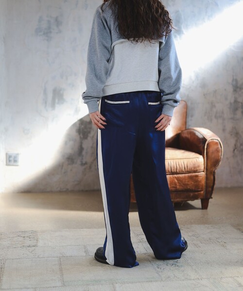 B:MING by BEAMS（ビーミングバイビームス）の「ambiance / Satin Line Pants（S～M）（その他パンツ・レディース・ネイビー/オリーブ・SMALL/MEDIUM）」の8枚目の写真