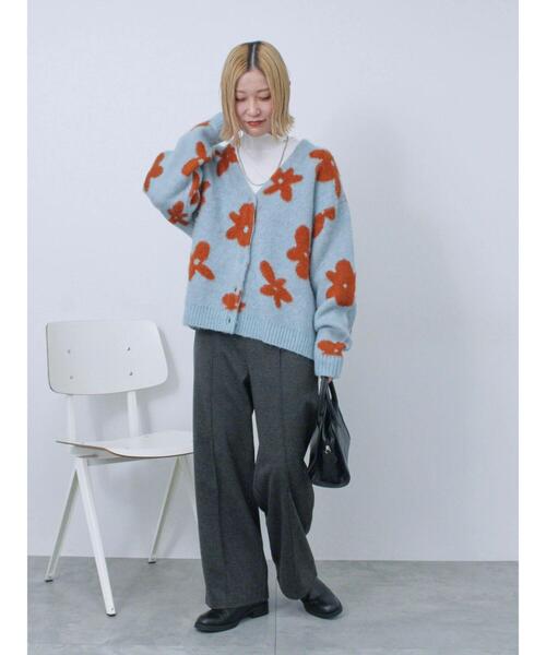 Samansa Mos2 blue（サマンサモスモスブルー）の「【吸湿発熱】リブフリル衿プルオーバー（Tシャツ/カットソー・レディース・ブラック/ブルー/オフホワイト・F）」の10枚目の写真