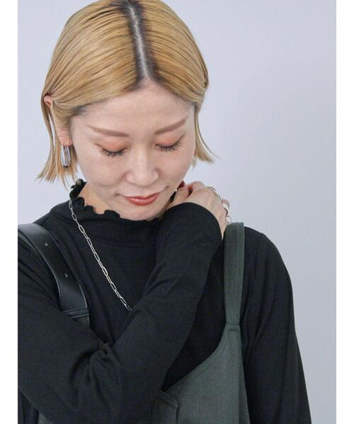 Samansa Mos2 blue（サマンサモスモスブルー）の「【吸湿発熱】リブフリル衿プルオーバー（Tシャツ/カットソー・レディース・ブラック/ブルー/オフホワイト・F）」の12枚目の写真