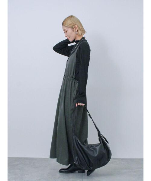 Samansa Mos2 blue（サマンサモスモスブルー）の「【吸湿発熱】リブフリル衿プルオーバー（Tシャツ/カットソー・レディース・ブラック/ブルー/オフホワイト・F）」の19枚目の写真