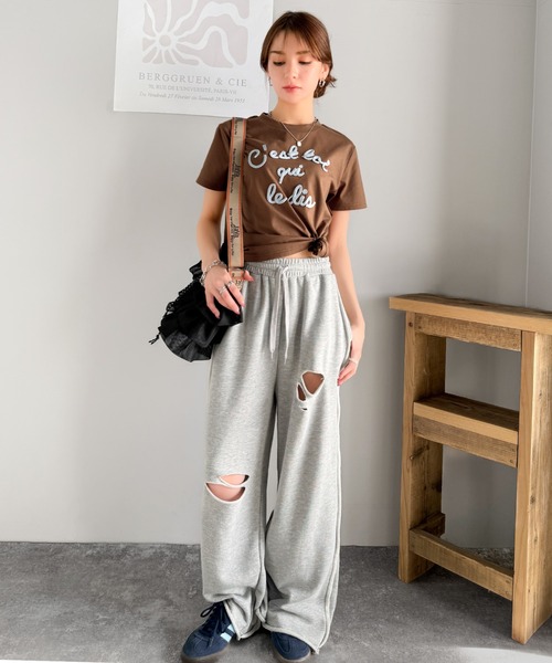 Java（ジャバ）の「《Javaジャバコラボ》フェミニン&スポーティで可愛い。シアーフリル巾着ショルダーバッグ（ショルダーバッグ・レディース・ブラック/ベージュ・ONE SIZE）」の5枚目の写真